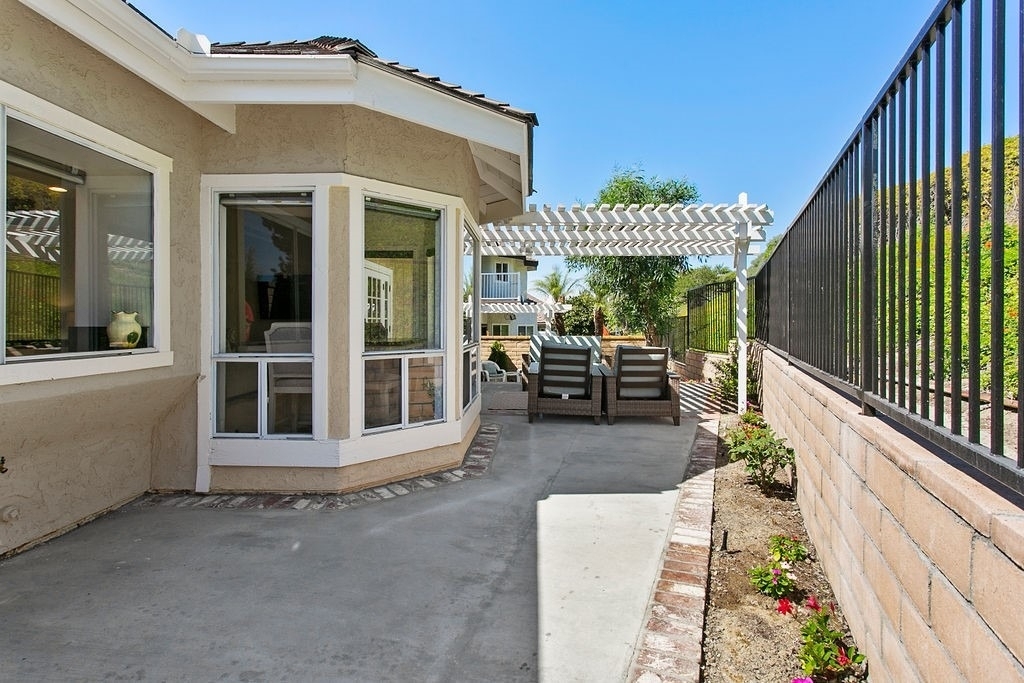 28602 Silverton Dr - Photo 28