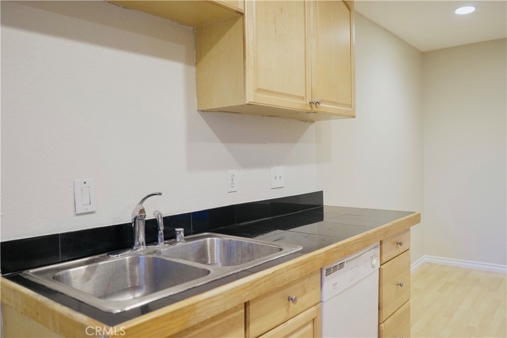 32221 N Alipaz Street - Photo 6