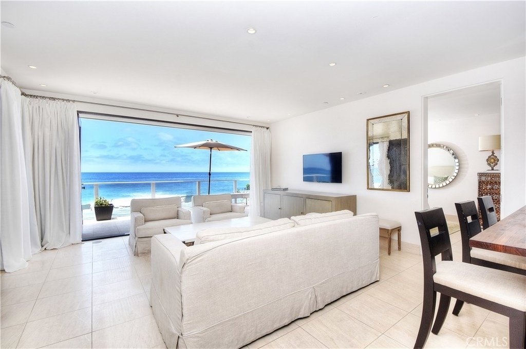 160 Saint Anns Drive - Photo 1