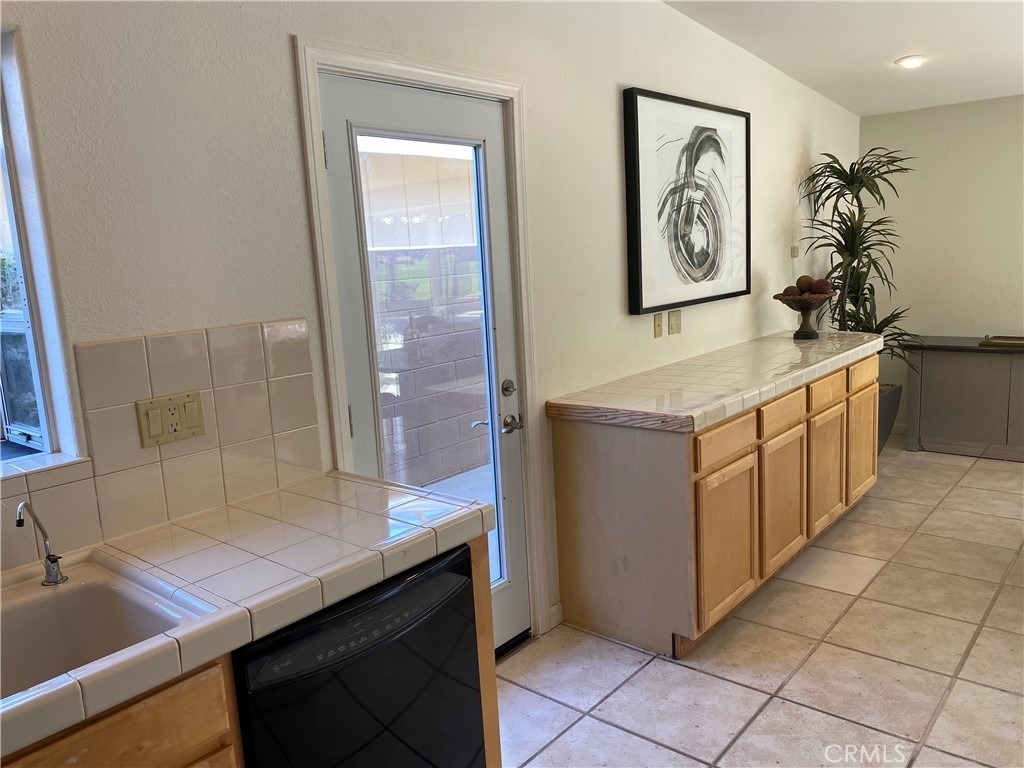 76829 Iroquois Drive - Photo 7