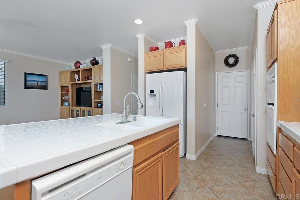 6963 Tradewinds Drive - Photo 18