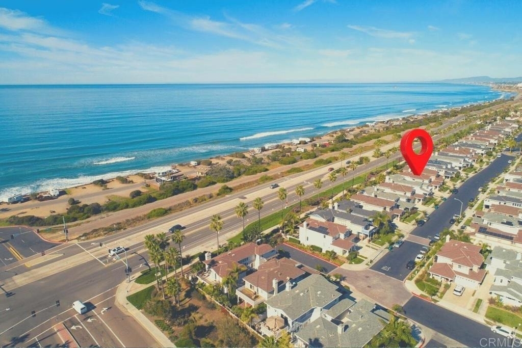 6963 Tradewinds Drive - Photo 4