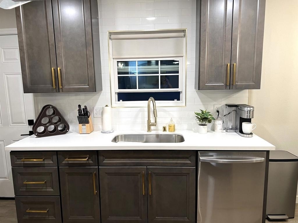 3589 Nina Street - Photo 2