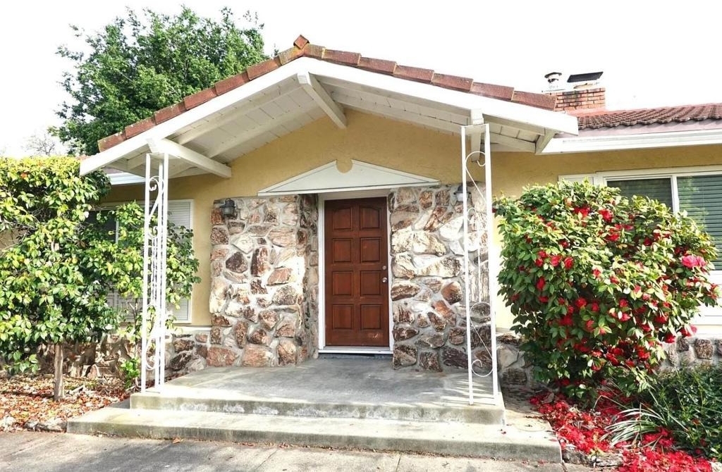 185 Calle Nogales - Photo 1