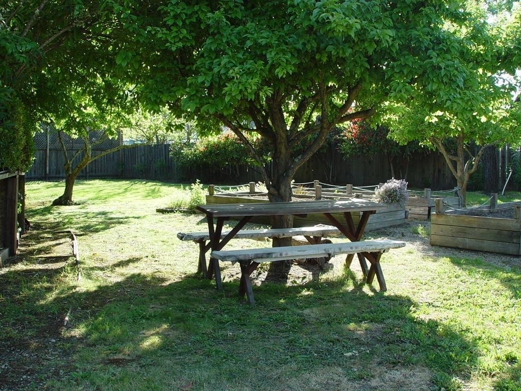 2130 Ward Way - Photo 6