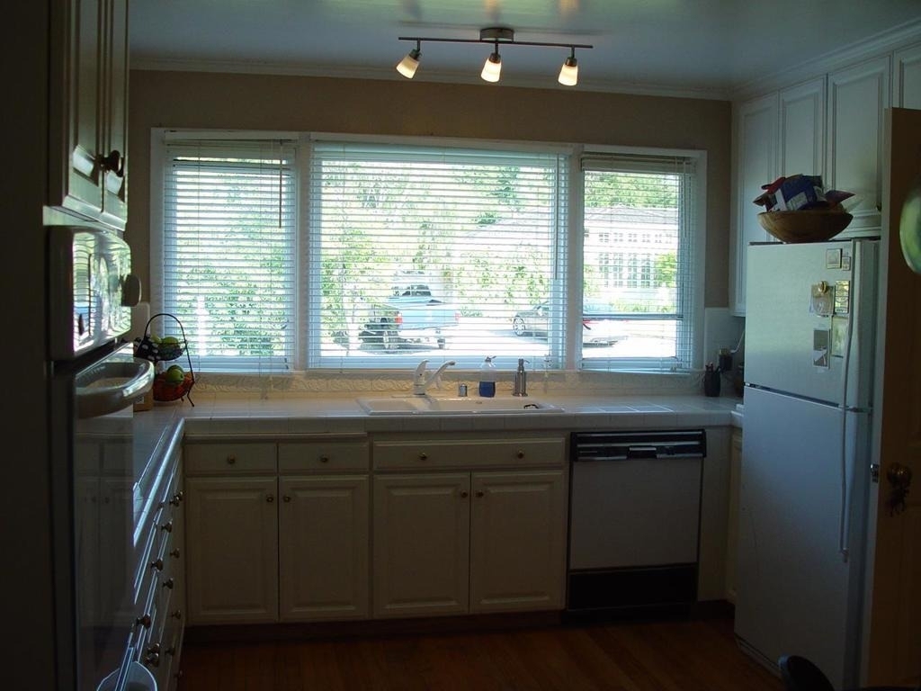 2130 Ward Way - Photo 3