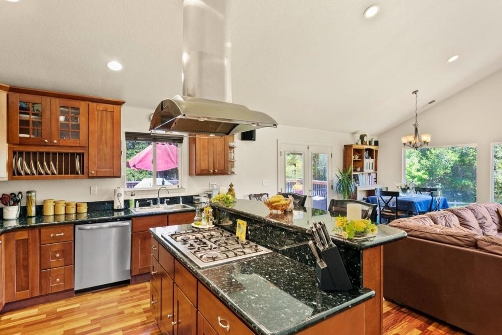 13550 Uvas Road - Photo 18