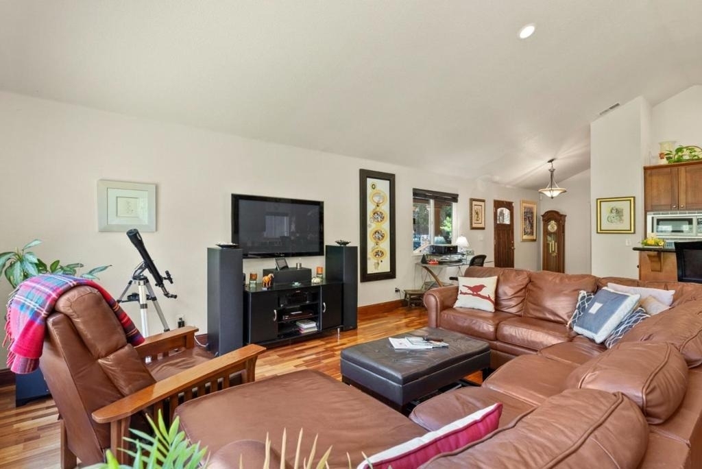 13550 Uvas Road - Photo 20