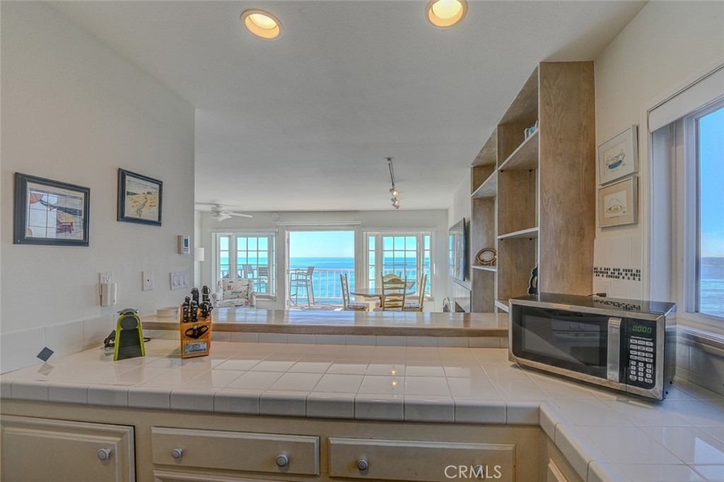 1021 Gaviota Drive - Photo 10