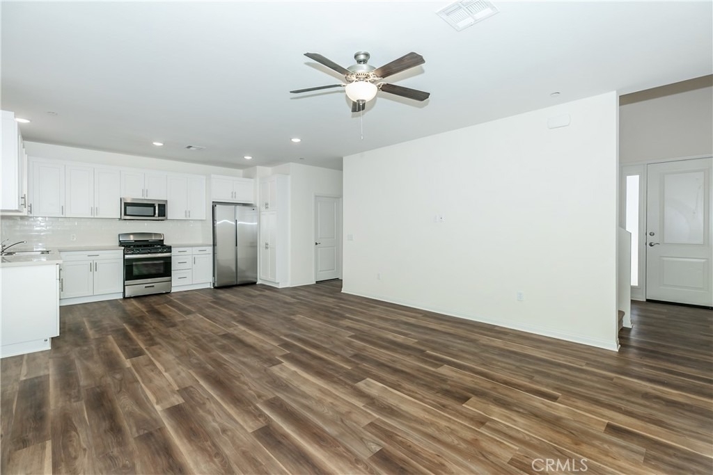 16854 Muscatel - Photo 23