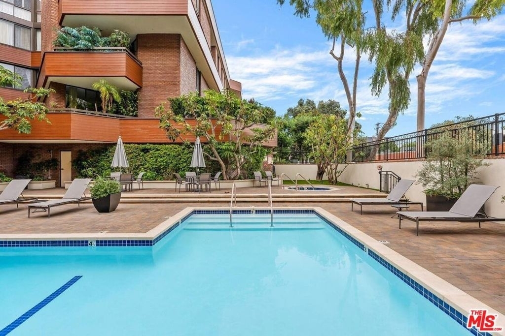 300 N Swall Drive - Photo 14
