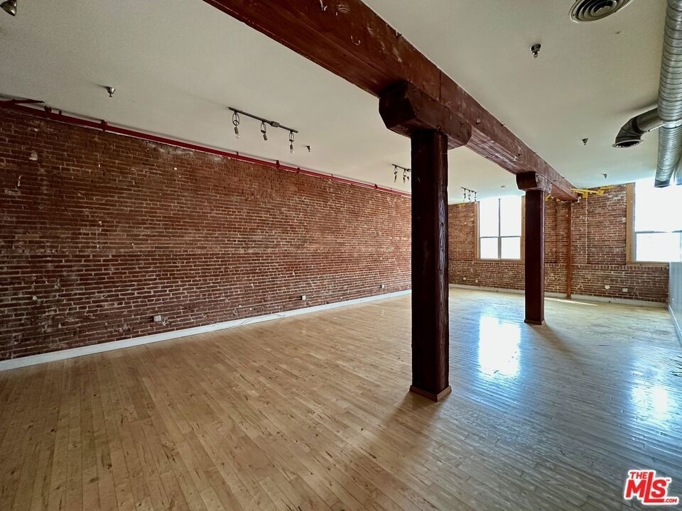 726 S Santa Fe Avenue - Photo 4