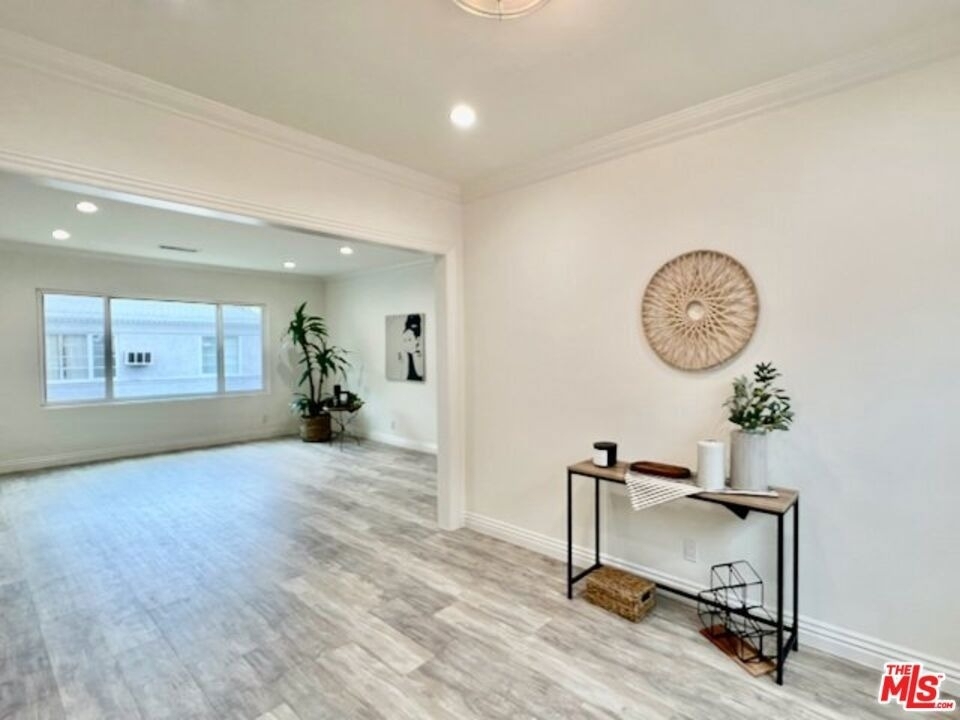 124 N Pass Avenue - Photo 6