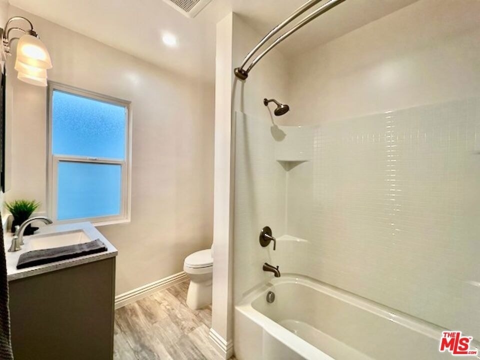 124 N Pass Avenue - Photo 14