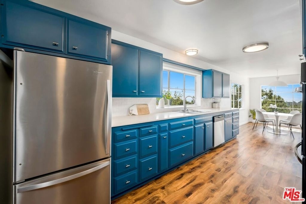 949 N Norman Place - Photo 10
