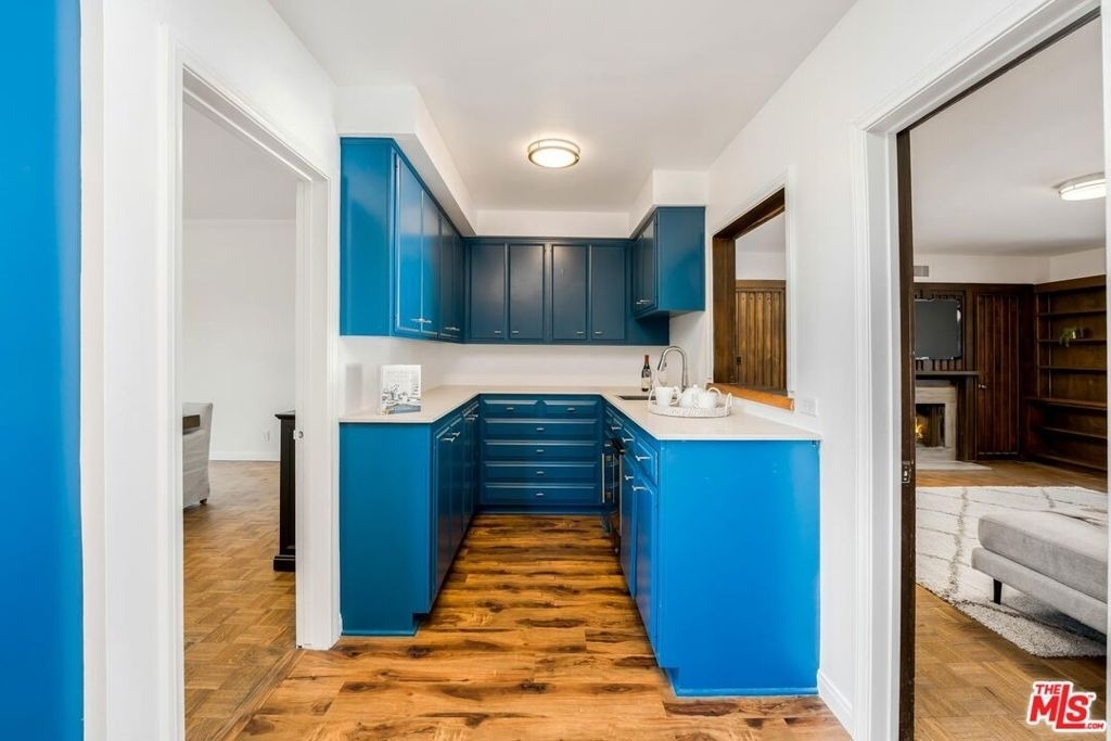 949 N Norman Place - Photo 9