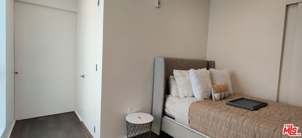 935 N San Vicente Boulevard - Photo 10