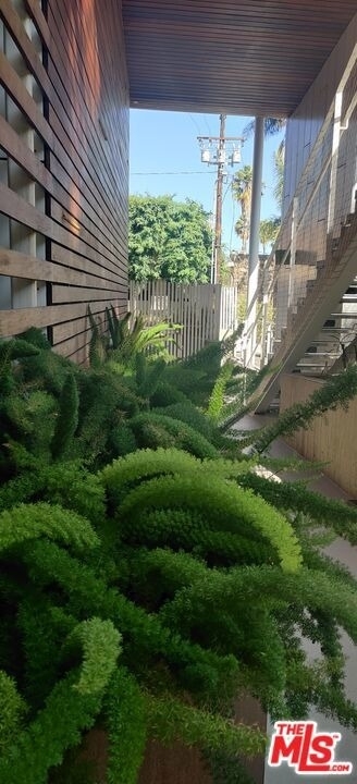 935 N San Vicente Boulevard - Photo 13