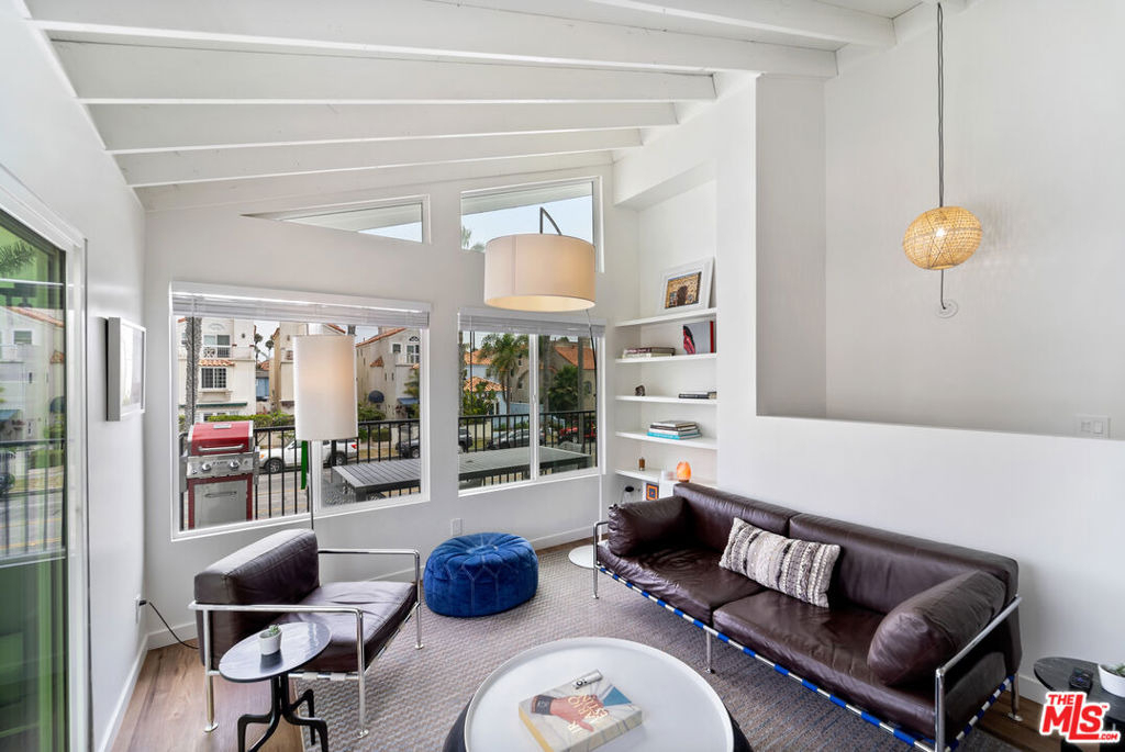 213 17th Street - Photo 29