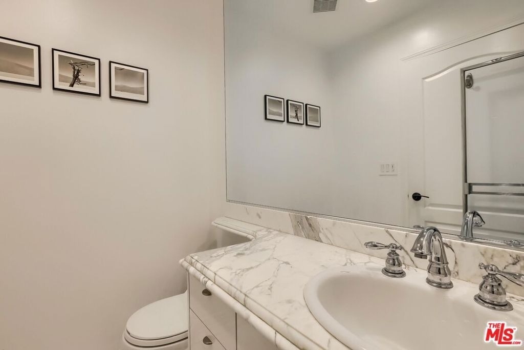 435 Arnaz Drive - Photo 24