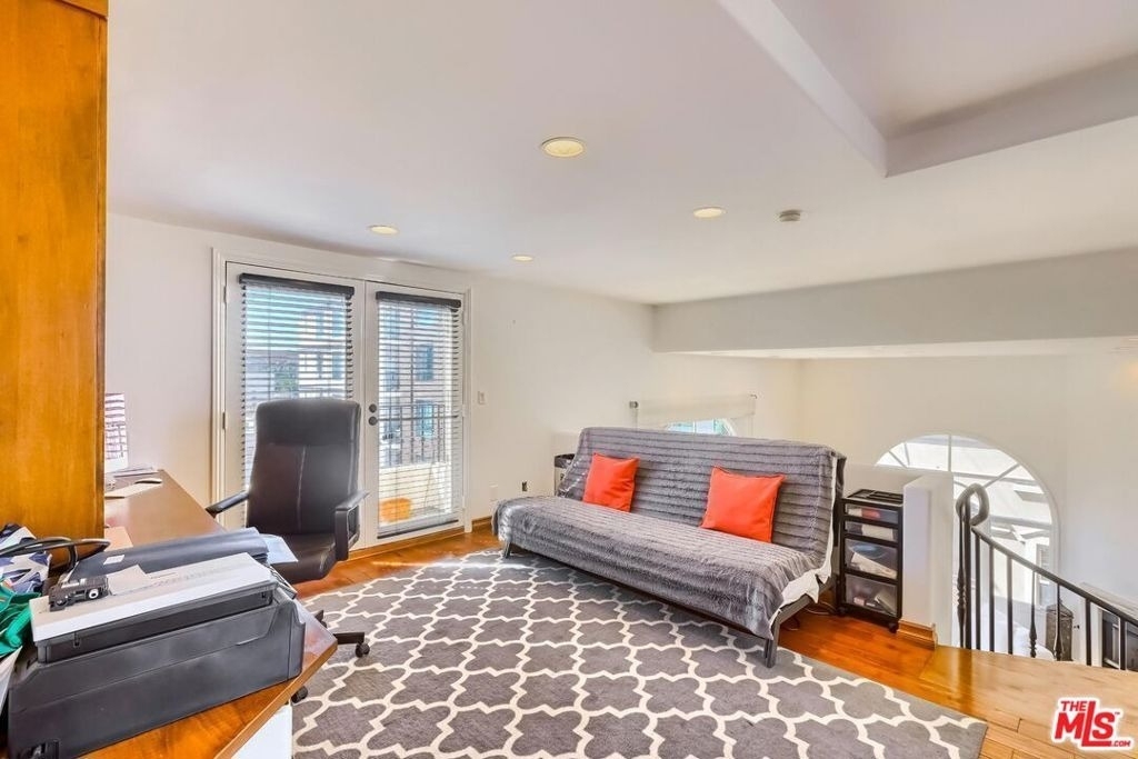 435 Arnaz Drive - Photo 27