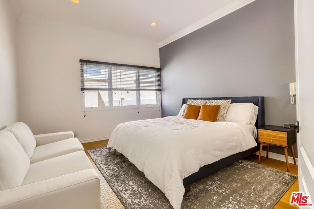 435 Arnaz Drive - Photo 18