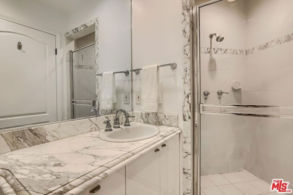 435 Arnaz Drive - Photo 16