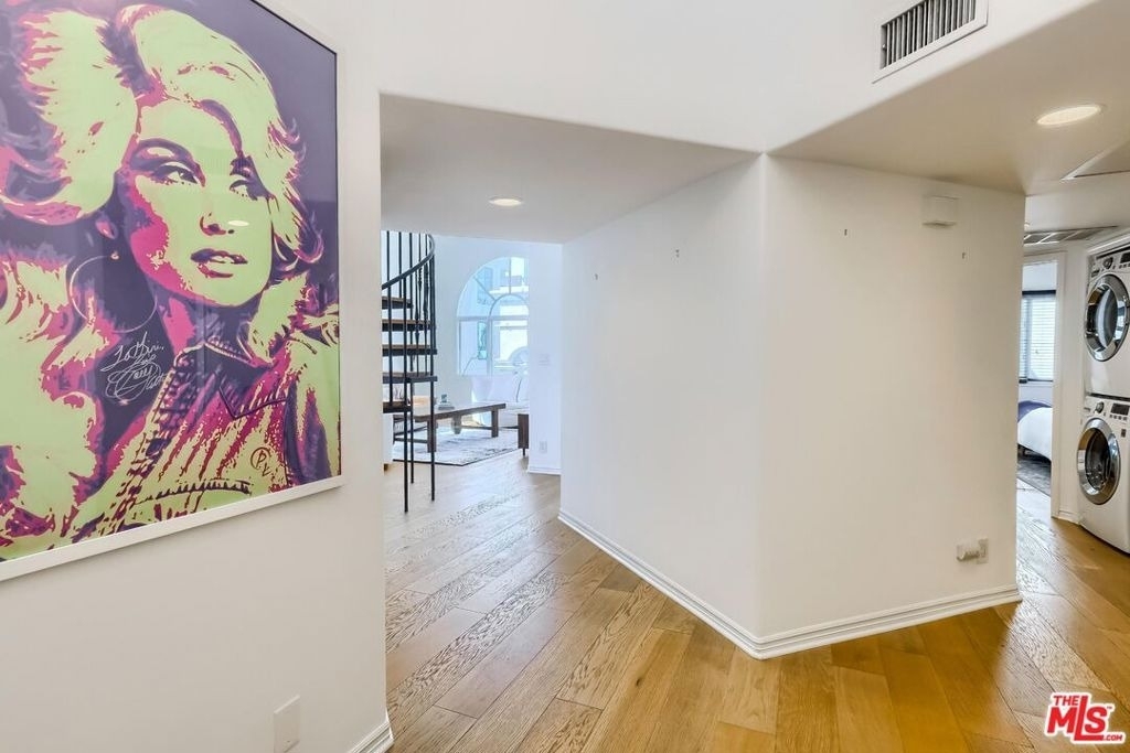 435 Arnaz Drive - Photo 4