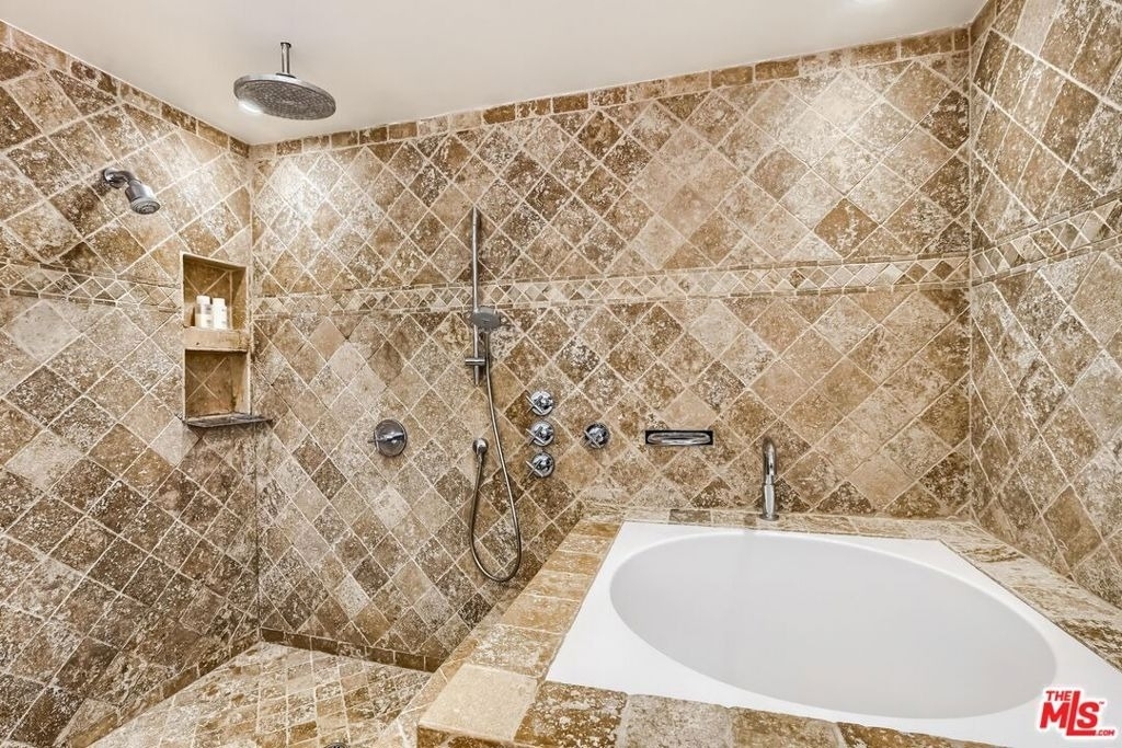 435 Arnaz Drive - Photo 20