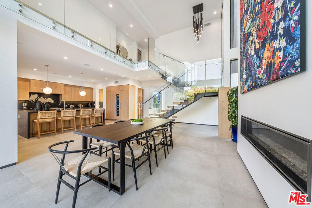 200 N Doheny Drive - Photo 48