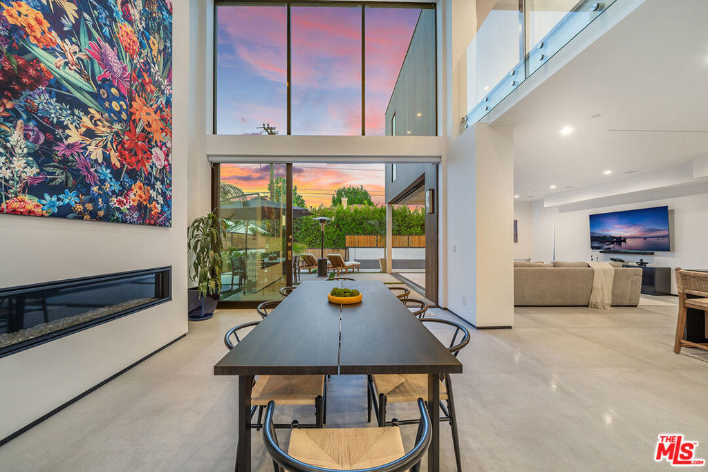 200 N Doheny Drive - Photo 6