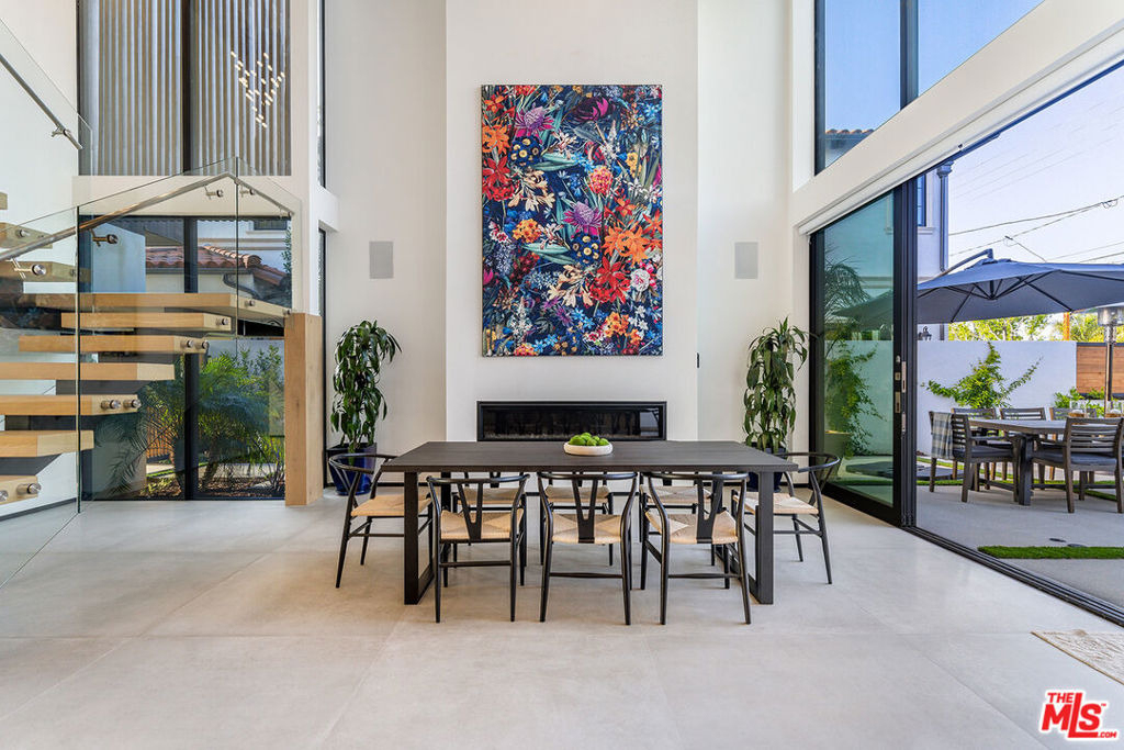 200 N Doheny Drive - Photo 36