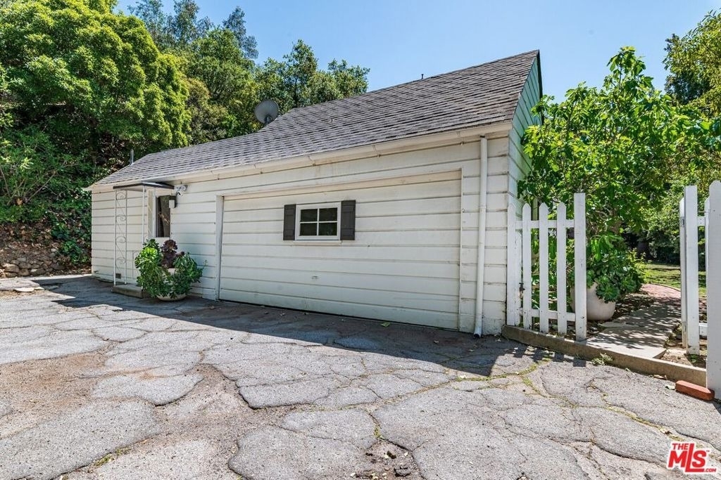 1000 Stone Canyon Road - Photo 30