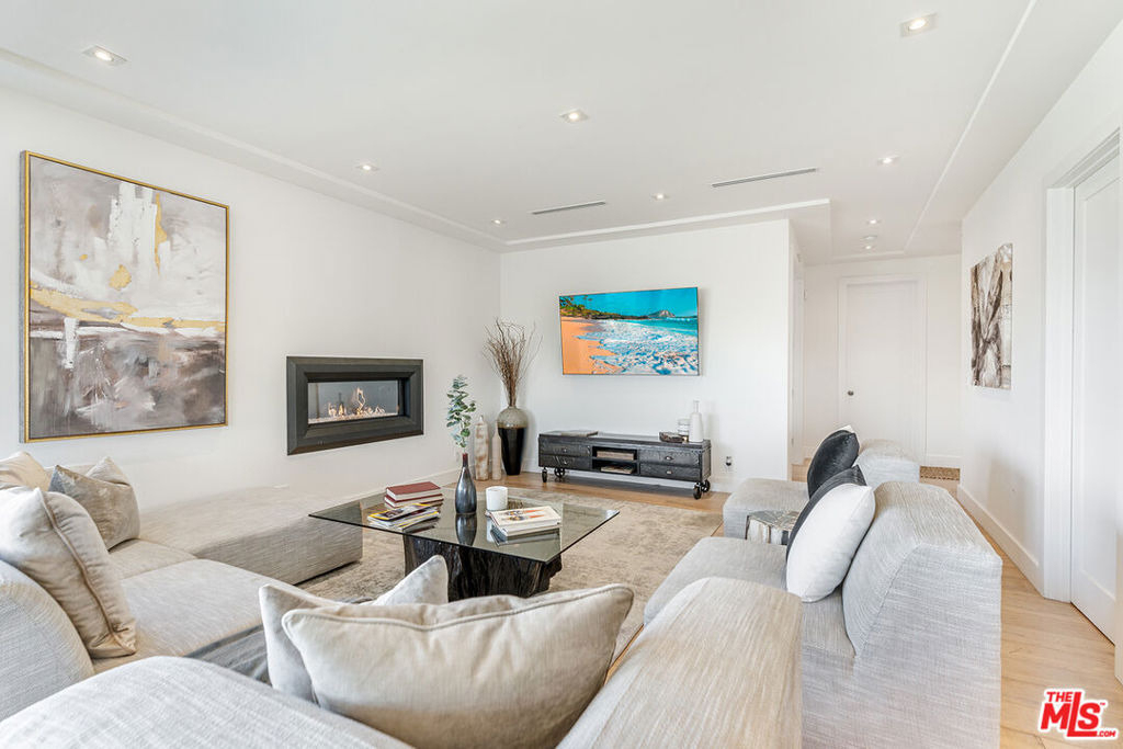 10901 Terryview Drive - Photo 18