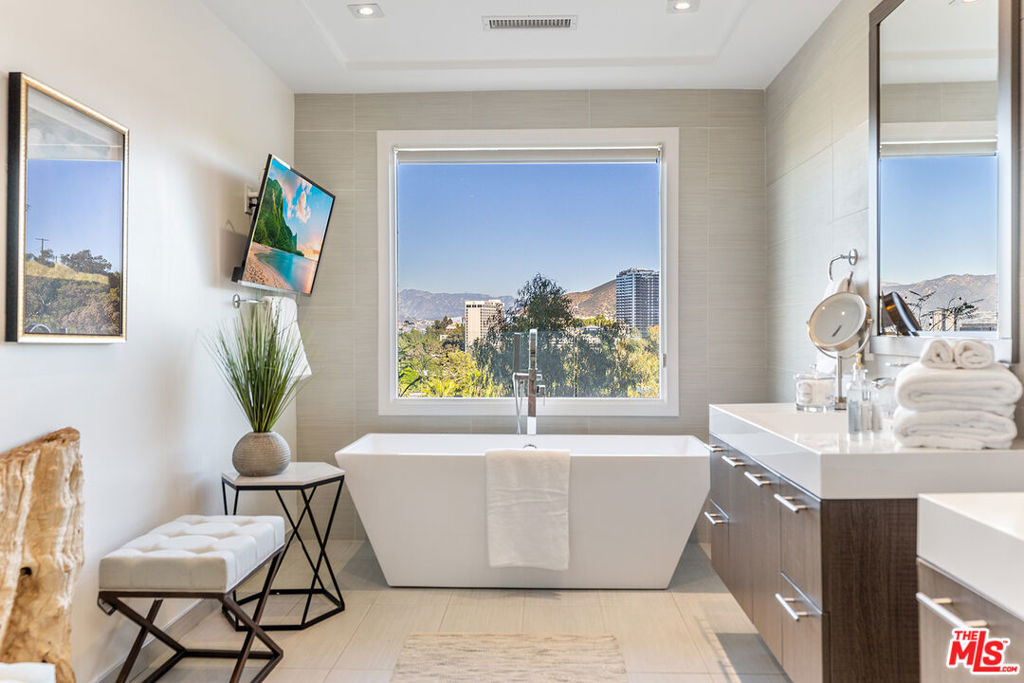 10901 Terryview Drive - Photo 32