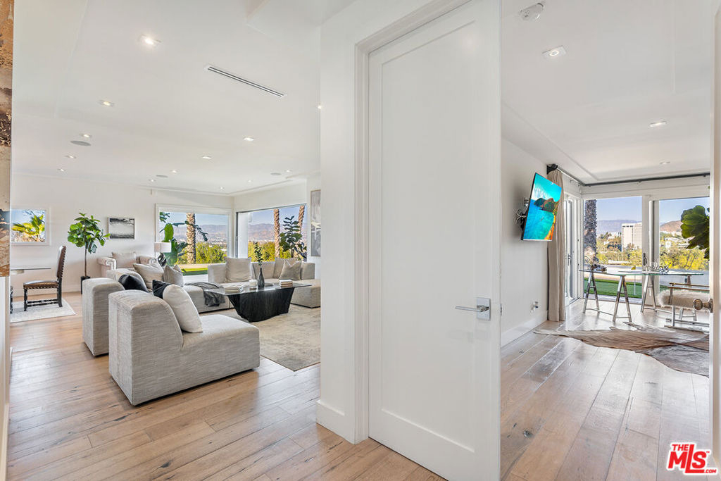 10901 Terryview Drive - Photo 24