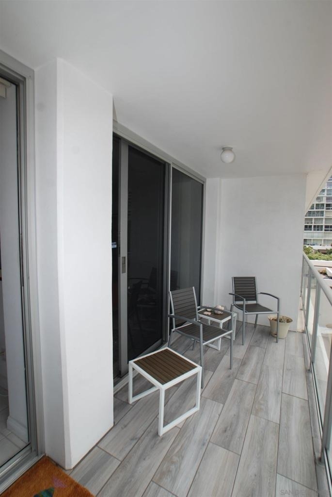 1770 Avenida Del Mundo - Photo 2