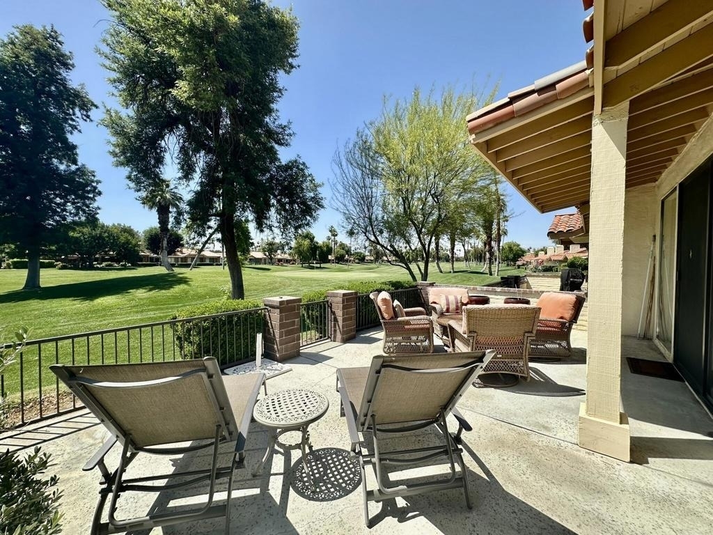 291 Serena Drive - Photo 0