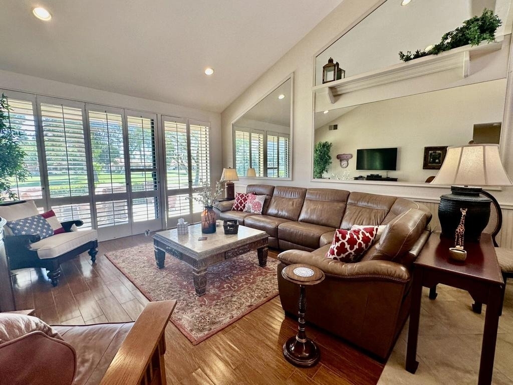 291 Serena Drive - Photo 5