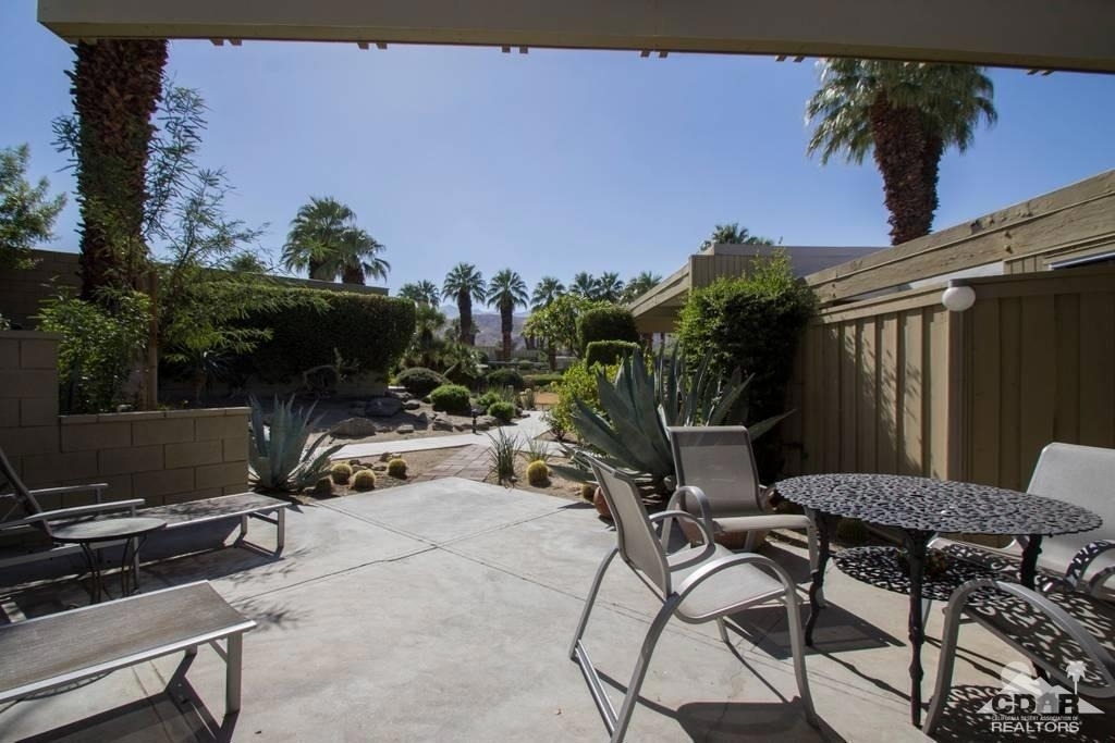 261 Sandpiper Street - Photo 8