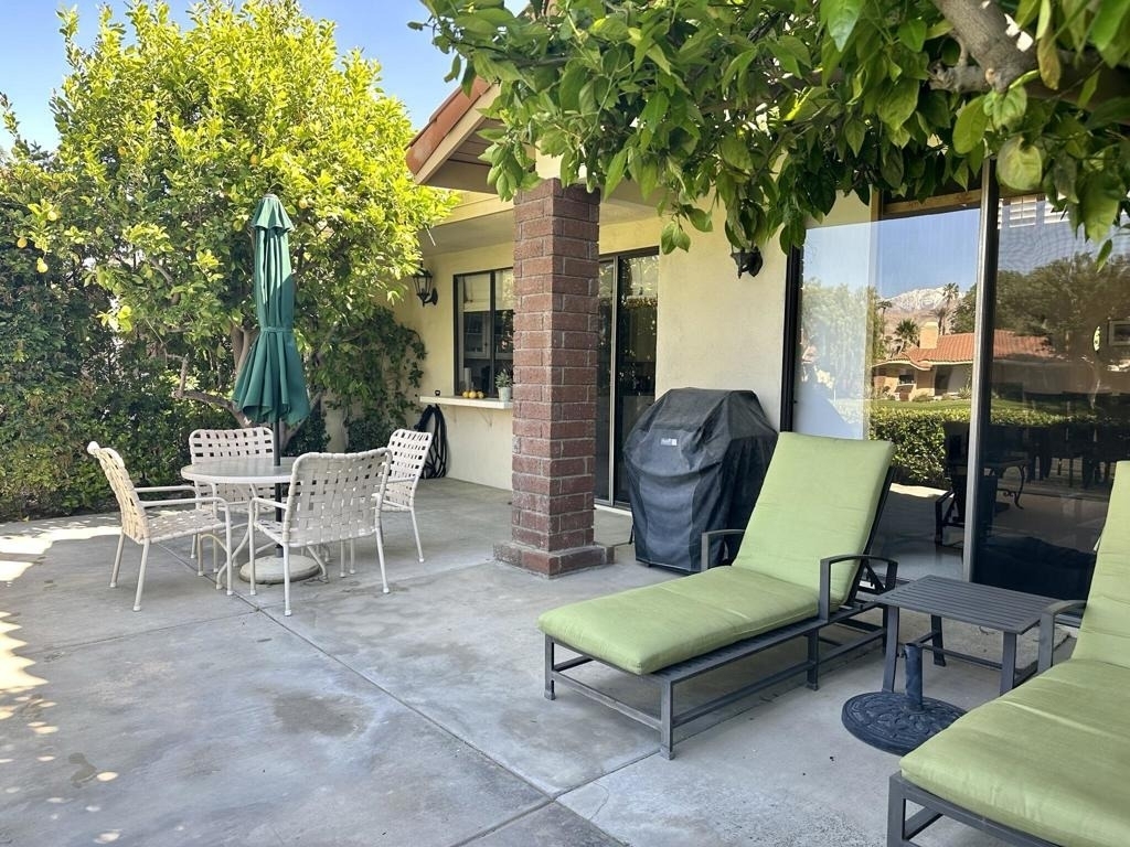 221 Serena Drive - Photo 3