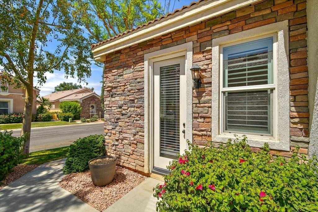 49580 Wayne Street - Photo 27