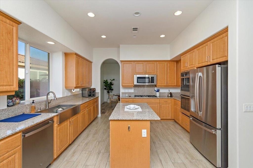 39561 Picasso Court - Photo 10