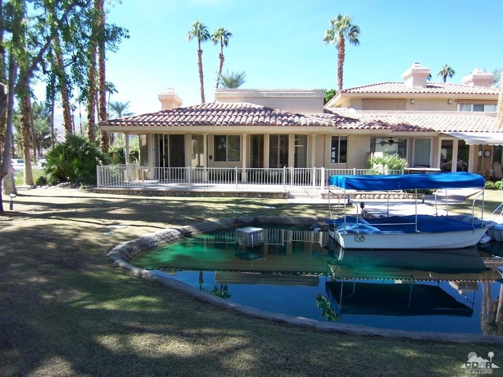 195 Desert Lakes Drive - Photo 0