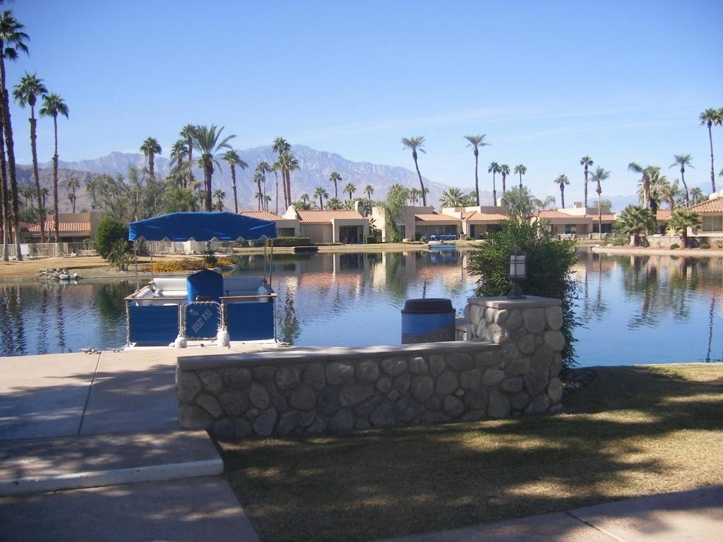 195 Desert Lakes Drive - Photo 1