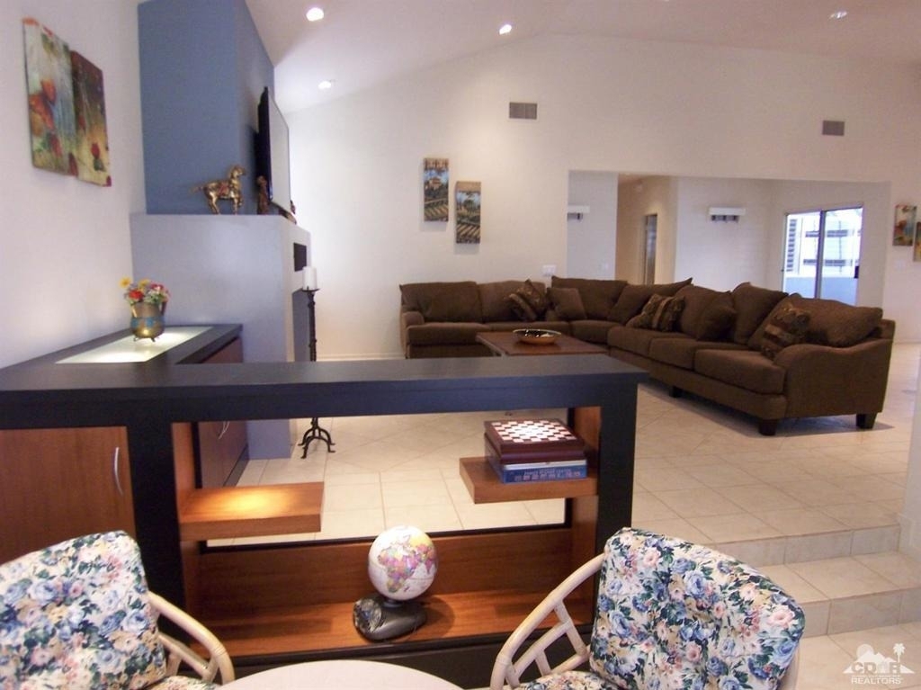 195 Desert Lakes Drive - Photo 11