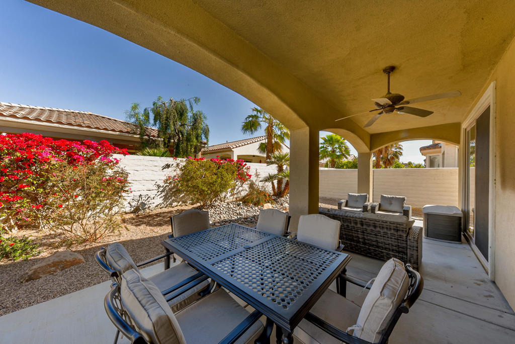 80528 Avenida Camarillo - Photo 18
