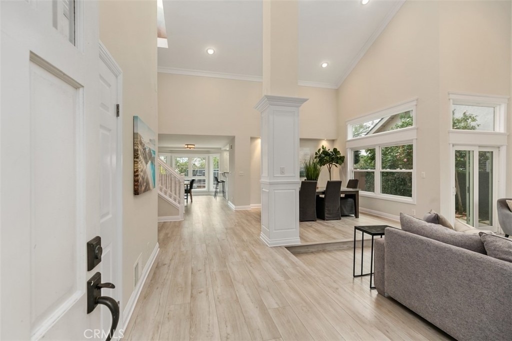 28682 Breckenridge Drive - Photo 2