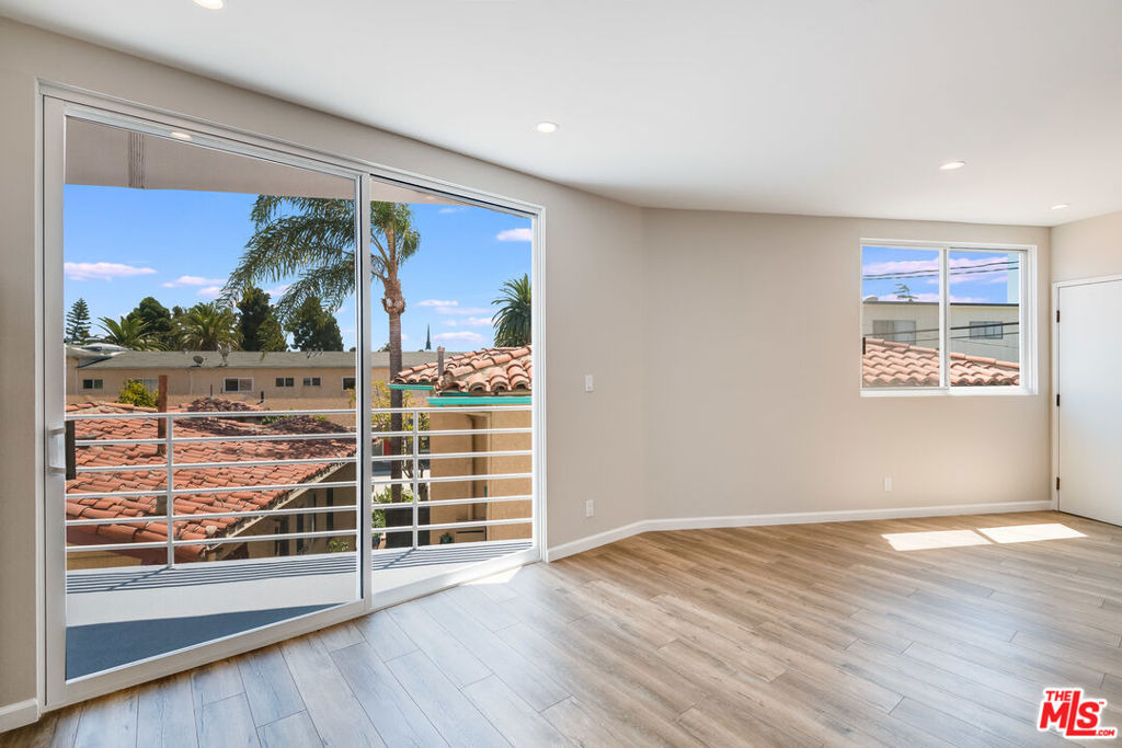842 11th Street - Photo 13