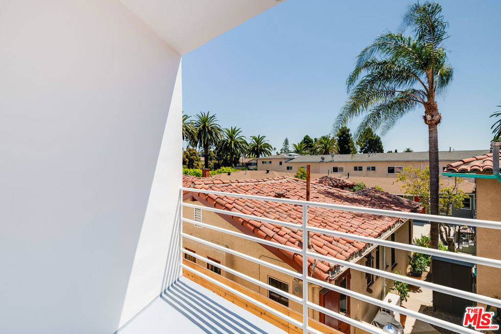 842 11th Street - Photo 14